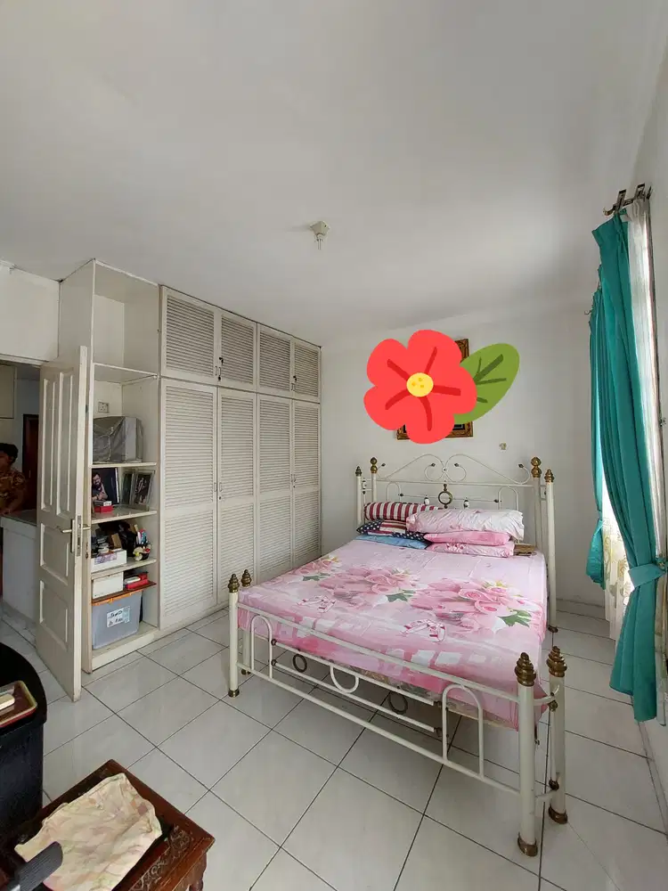 Dijual rumah 2 lt minimalis siap huni dekat stasiun pasar sekolah