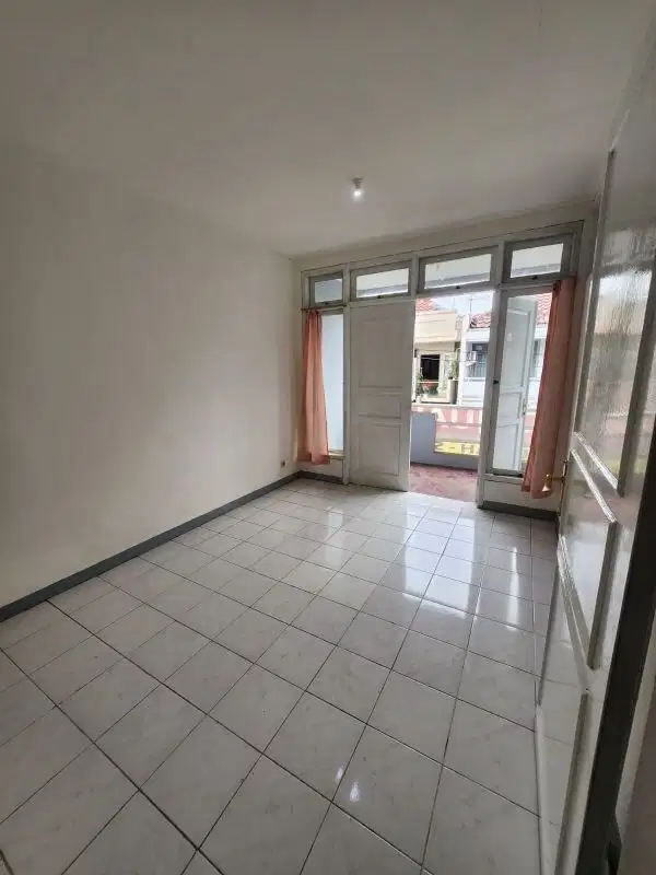 Rumah Taman Palem Lestari