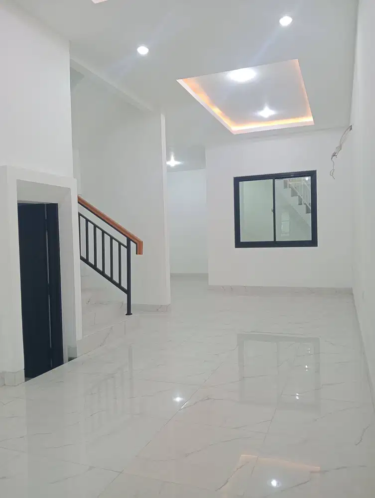 Rumah Minimalis Modern, Brand New di Gading Harmony Kelapa Gading