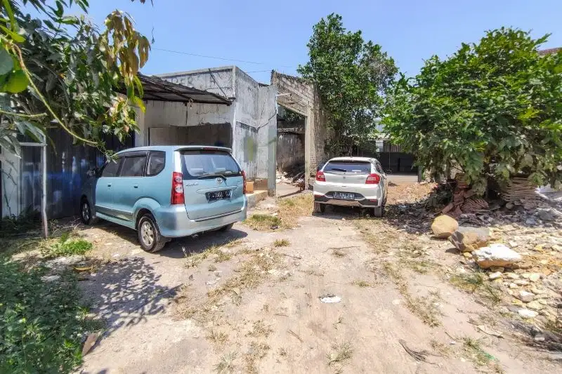 Dijual murah gudang / workshop dekat akses tol jagorawi di citeureup