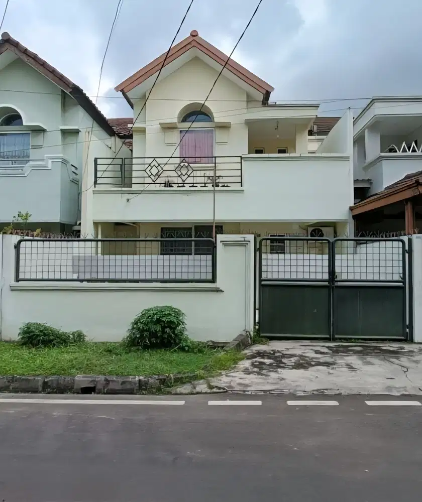 Rumah Rapi 2 Lantai Siap Huni Semanan Jakarta Barat