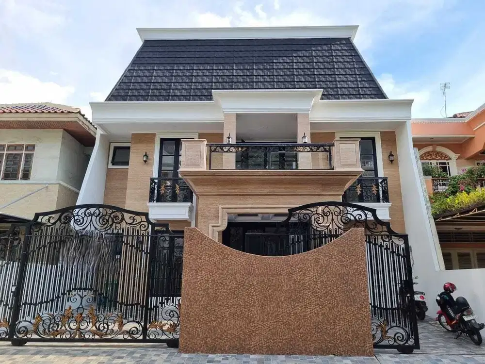 RUMAH BRAND NEW VILA GADING INDAH AMERICAN STYLE