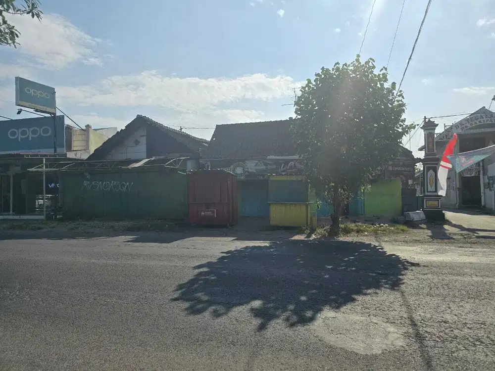 Toko strategis hitung tanah 1 lantai jalan raya baki dekat solo baru