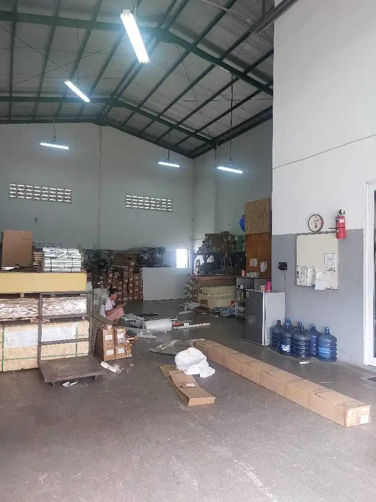 Disewakan gudang bagus di green sedayu Bizpark Cakung Jakarta Timur
