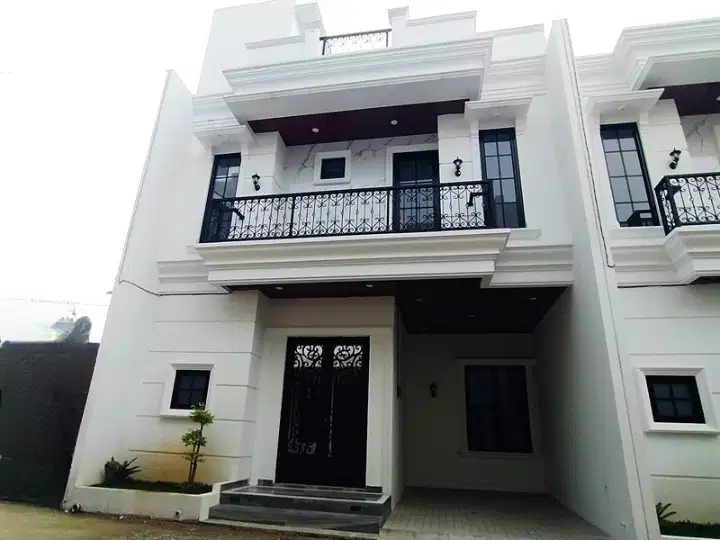 RUMAH BARU 3LT DENGAN ROOFTOP LUAS, DALAM CLUSTER, 1KM KE TOL SAWANGAN