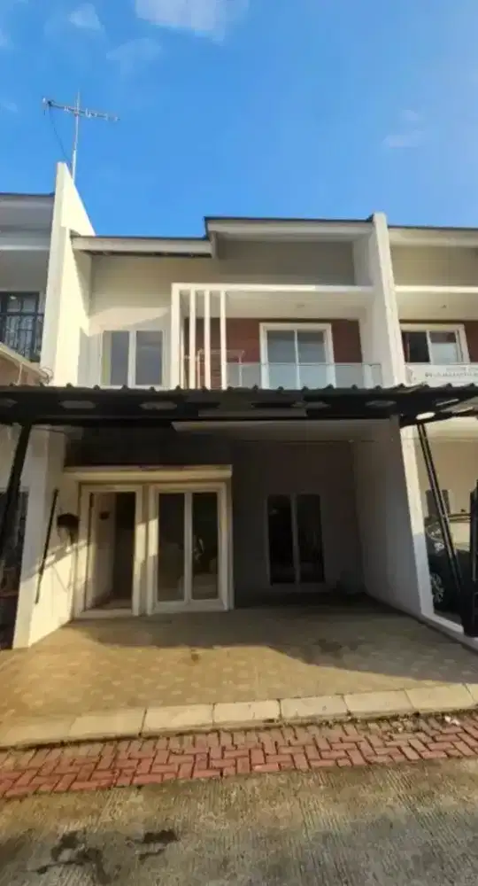 Dijual rumah cluster murah 700 jtan mewah di grandwest dkt sumarecon