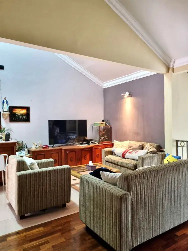 Dijual Rumah Giri Loka BSD MURAH! Semi Furnish Tangerang Selatan