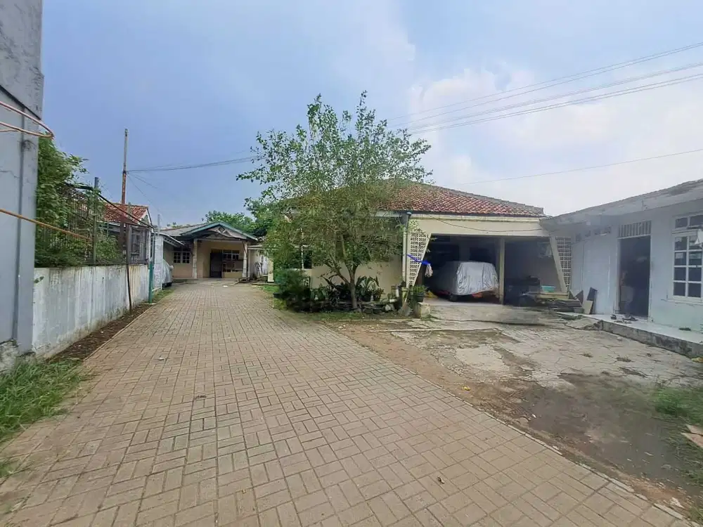 Dijual rumah jalan raya cilenggang strategis SHM