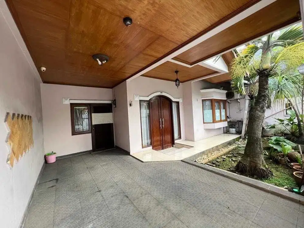 Rumah siap huni dijual di villa Pamulang