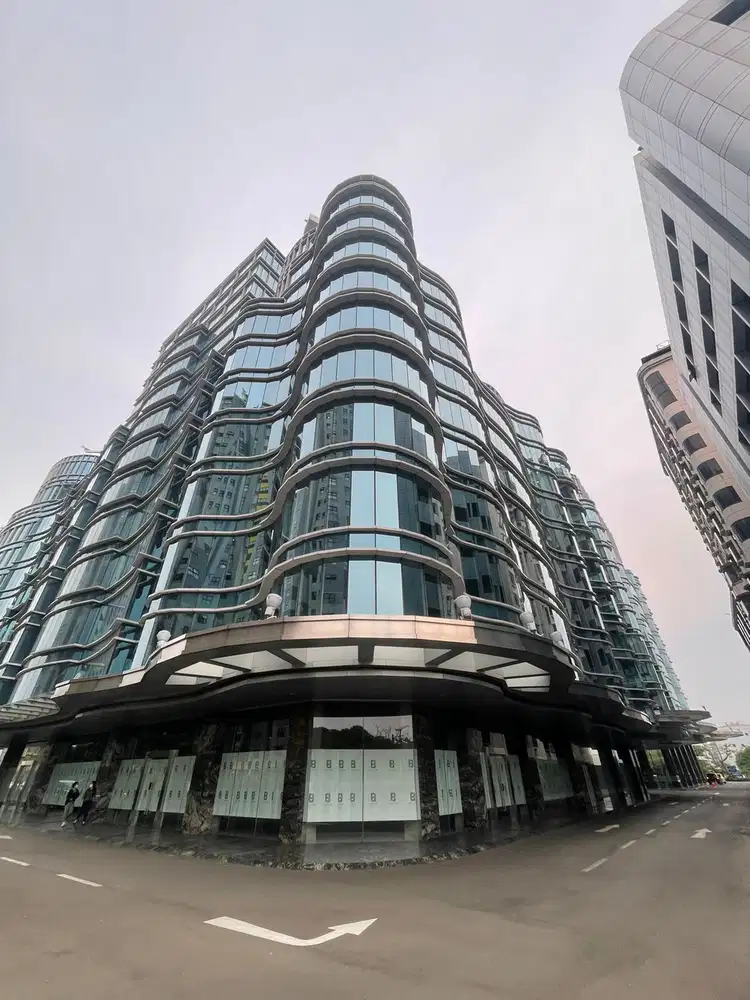 Gedung Landmark PLUIT  Lokasi Premium & Akses Tol Strategis