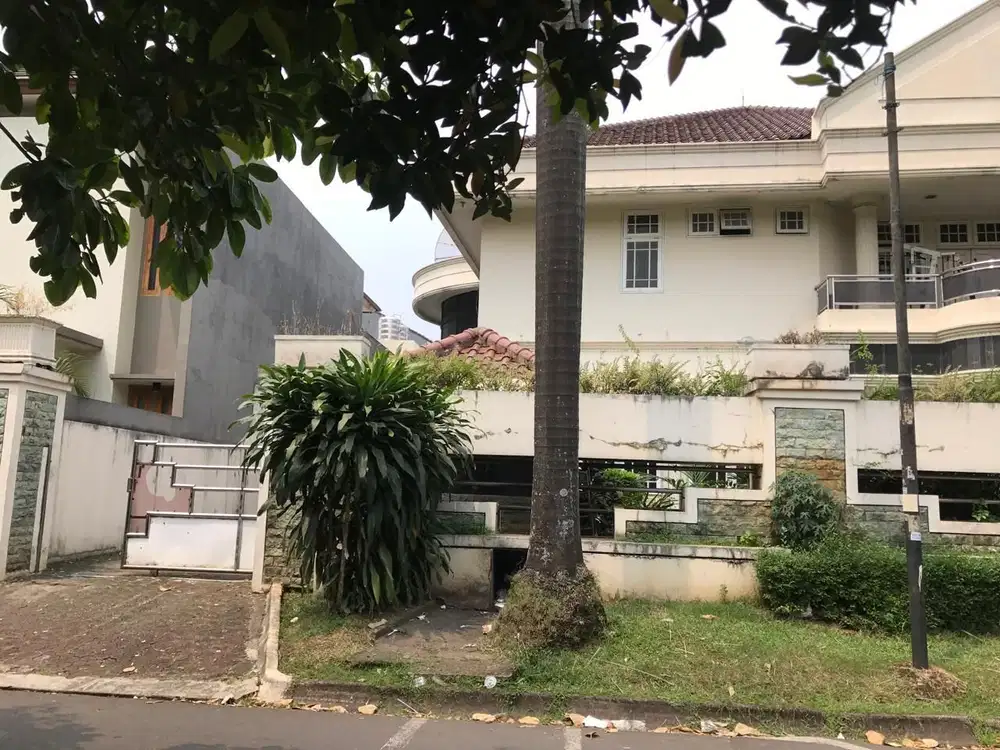 Dijual Rumah Luas di Pondok Indah, Jakarta Selatan