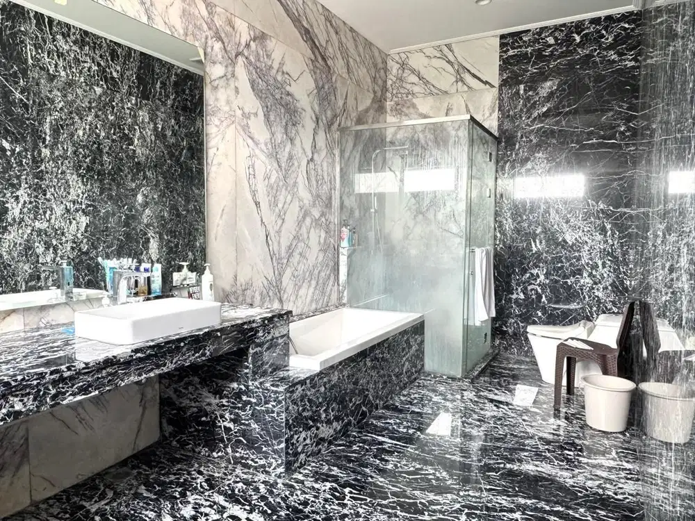 Dijual Rumah Modern Minimalist di Perum Sunter Podomoro