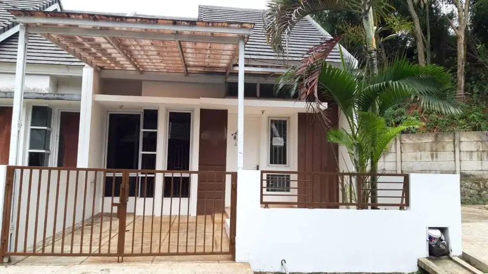 Dijual Rumah Bagus Rapih di Serpong, Banten