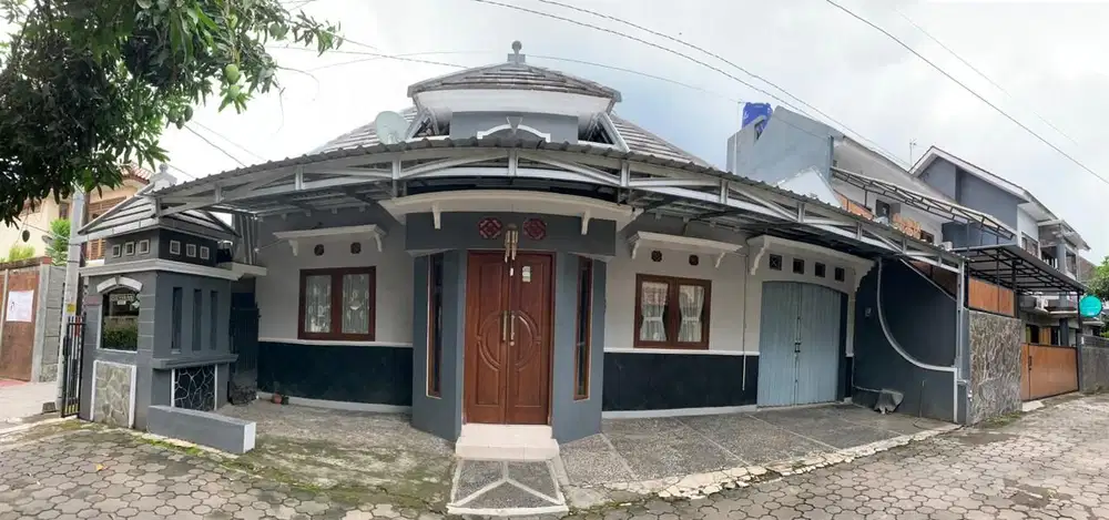 Rumah Siap Huni Cocok Untuk Keluarga Dan Mahasiswa Lokasi Dekat Hyatt