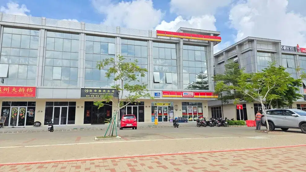 Ruko 3 Unit Gandeng La Riviera / Belanda - PIK2  Limited