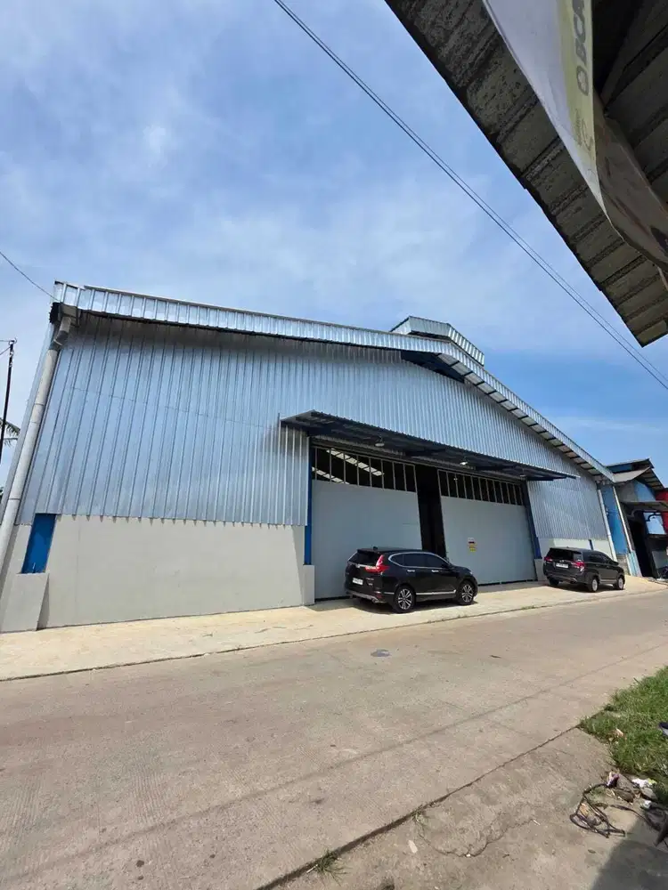 Disewakan Gudang Baru Ada Kantor Akses Container Siap Pakai di Legok