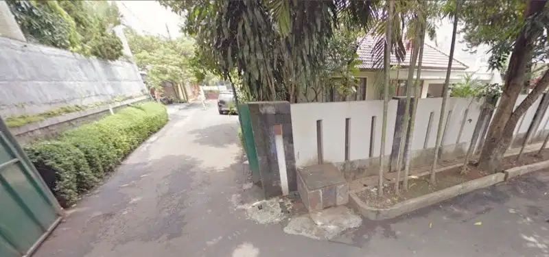 Dua Rumah Hadap Depan Belakang Jalan Kemang