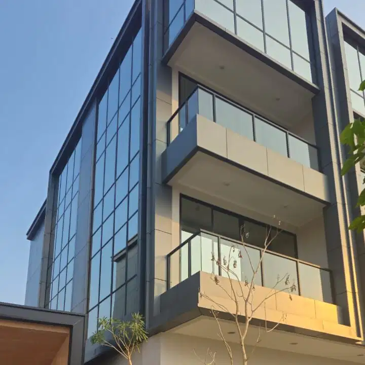 DIJUAL RUKO MEGA KUNINGAN PIK 2 HOOK LOKASI STRATEGIS UNTUK USAHA