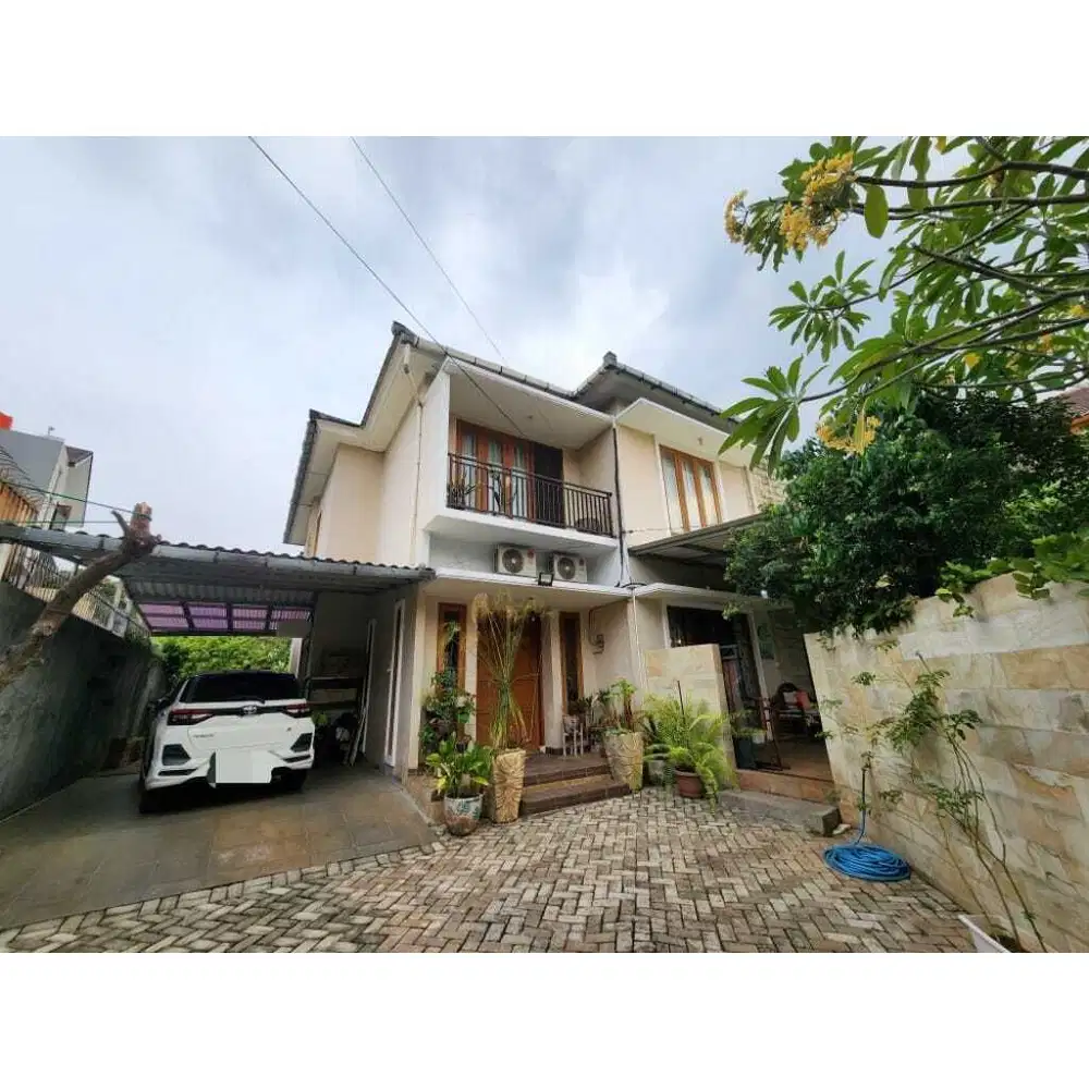 Dijual Rumah Tropical House Lebak Bulus , 5 Menit ke MRT Lebak Bulus