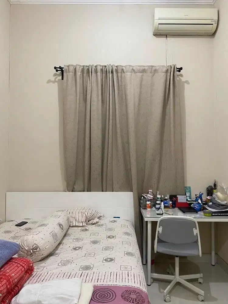 Di Jual cepat Rumah siap huni kondisi rapi di Cluster Taman Bromo, Lippo Karawaci Tangerang