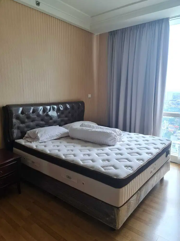 Apartemen Disewakan The Peak Residence 3br uk156m2 at Sudirman Jaksel