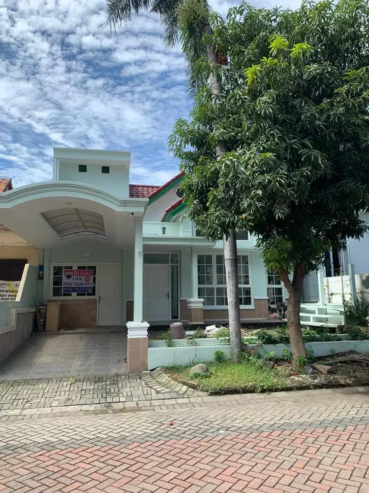 Rumah 3M an, selangkah dari GWALK CITRALAND Surabaya