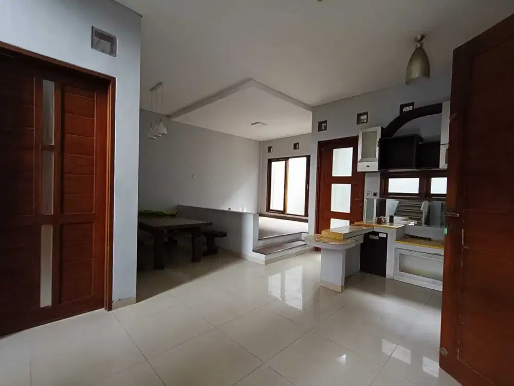 Dijual Rumah di Taman Holis Indah, Kopo - Bandung
