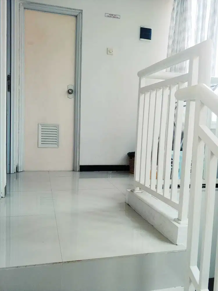 Rumah 2 Lantai Desain Modern Minimalis