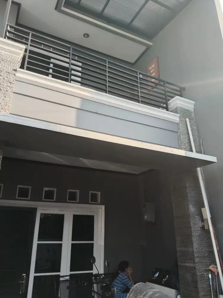 DIJUAL Rumah 2lt di Mahkota Simpang Tangerang