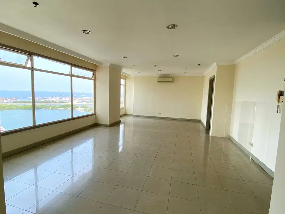 Murah Apartemen Pantai Mutiara Tower Damar 161m 3+1BR Semi Furnish