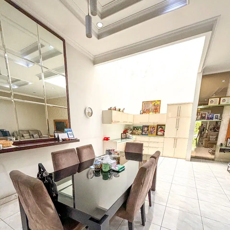 Dijual Rumah di Walet Indah, PIK 1