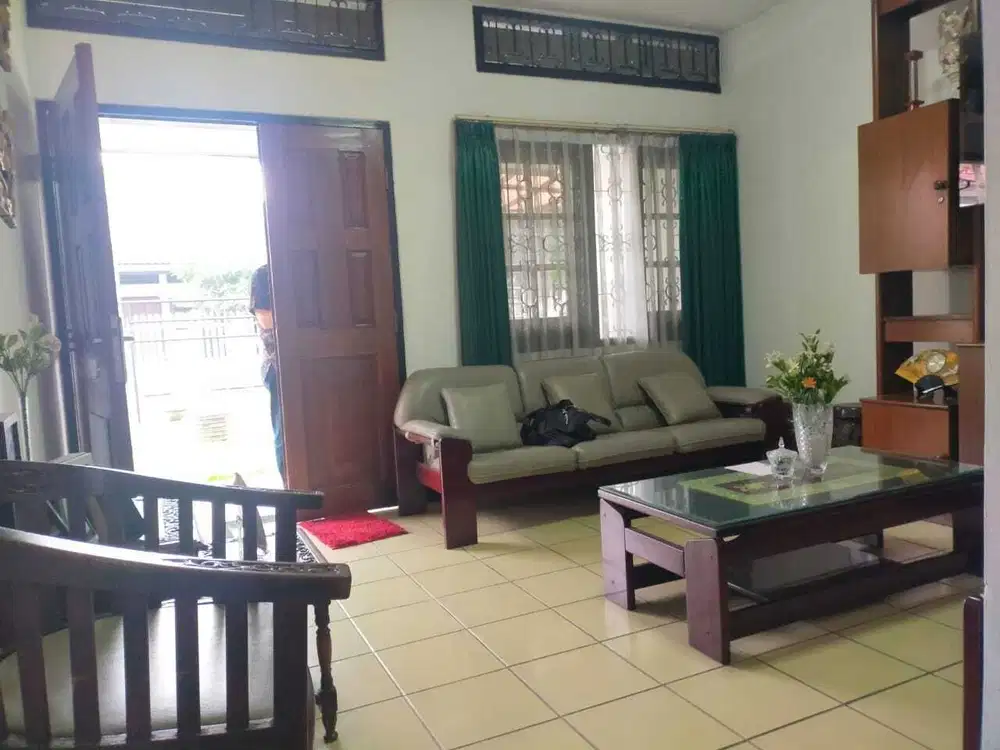 Dijual Rumah di Jl. Sanggar Kencana, Bandung