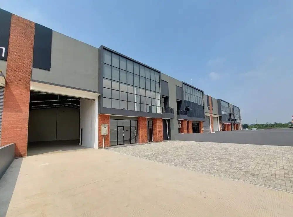 Gudang dengan Kantor Kawasan Industri Blessindo Legok Tangerang