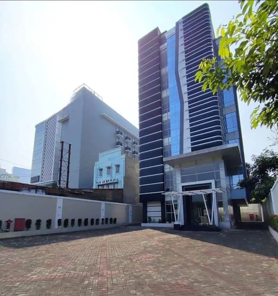 Gedung baru 7 lt di Pancoran jaksel