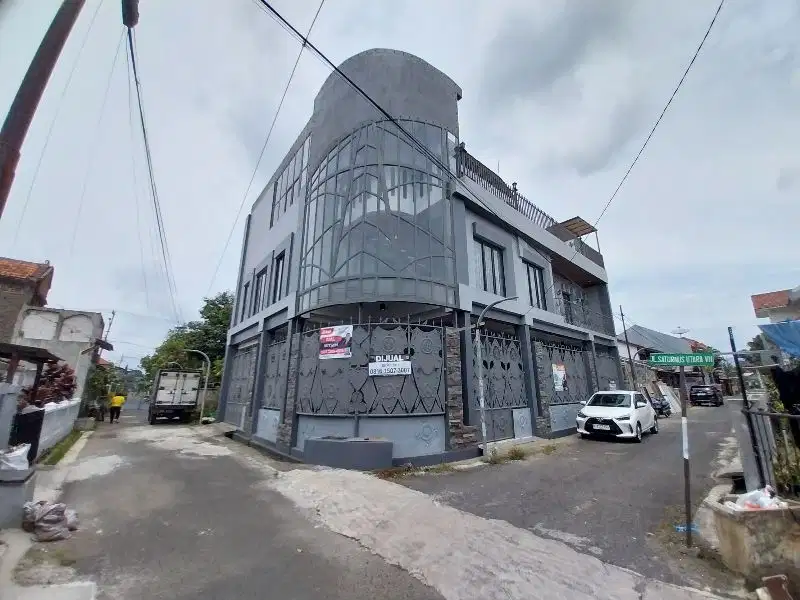 Jual Rumah Lux di Ciwastra + Rofftop