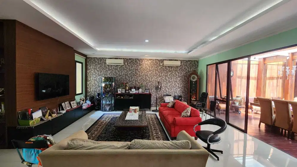 Rumah 2 Lantai di Kebayoran, Bintaro Jaya Sektor 7