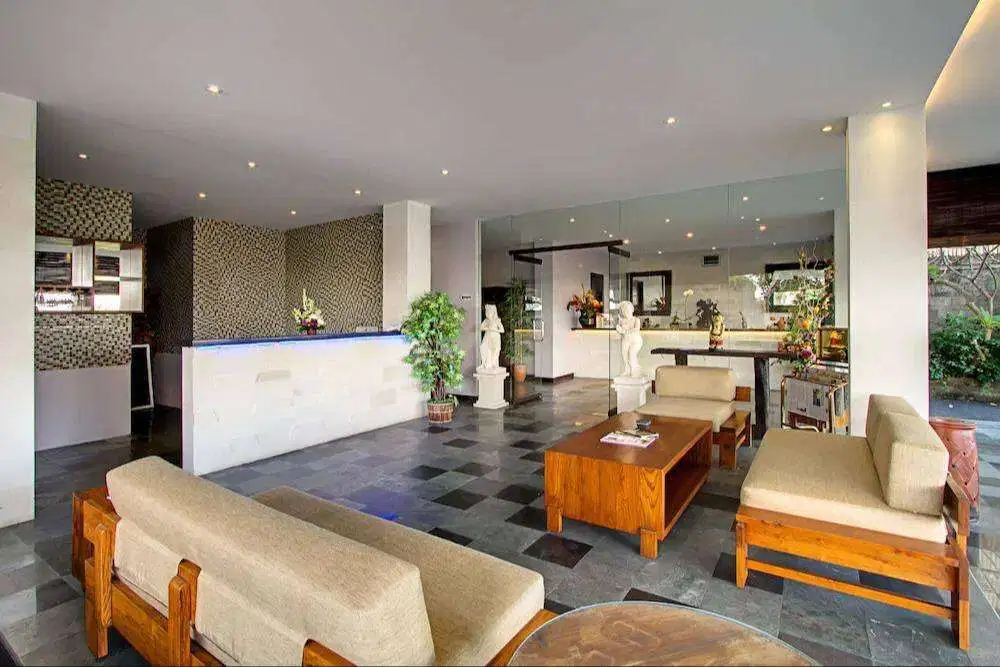 15 Luxurious Villa and Spa For Sale at Kerobokan, Bali