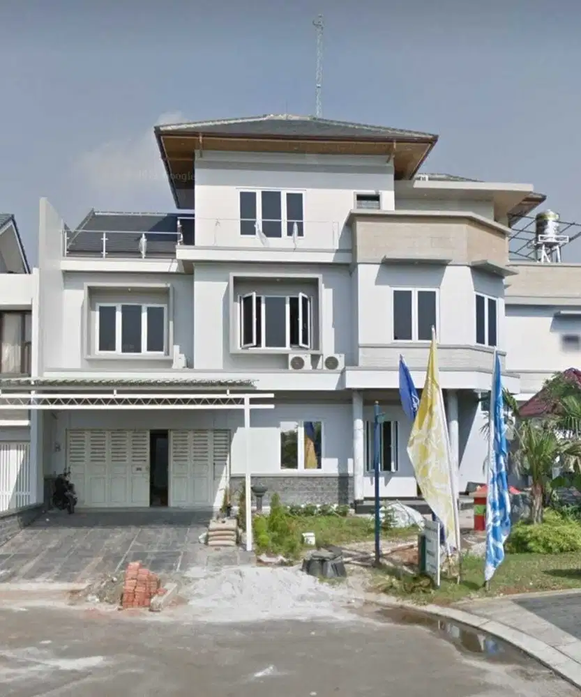 Rumah bagus di Alam Sutera Cluster Semi furnish siap huni