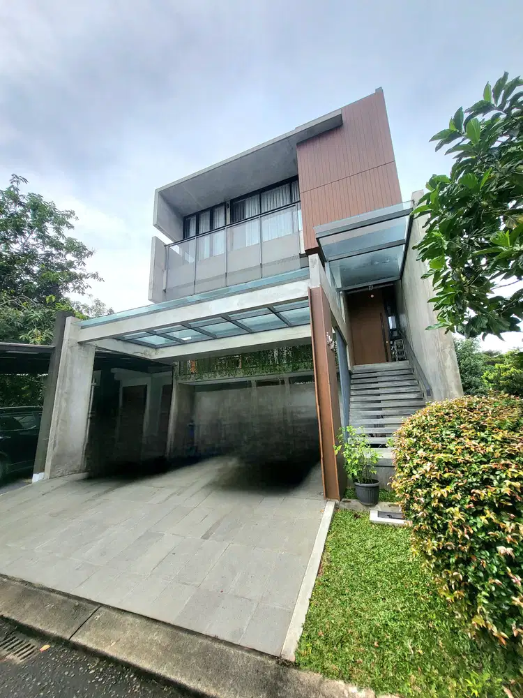 JUAL Rumah Alam Sutera Bangunan Mandiri Langka Furnish Cantik!