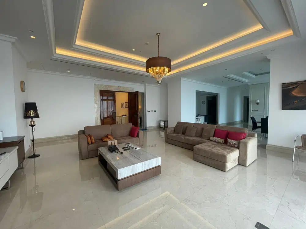 For Rent Raffles Residence Apartment 4 BR 480 sqm