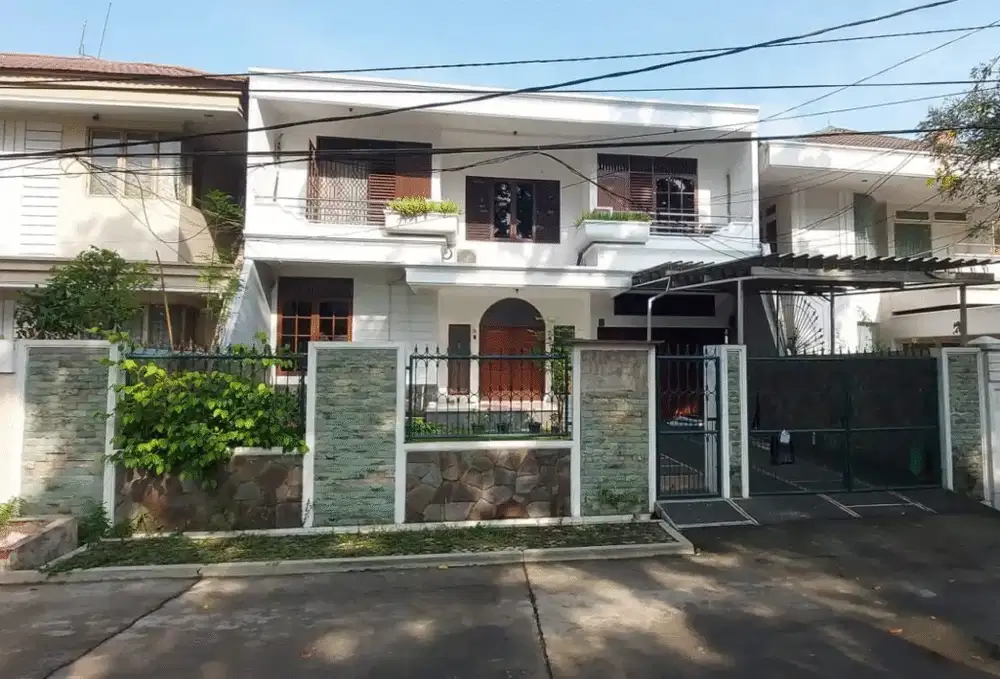 Rumah Tua Siap Huni Danau Indah Sunter Jakut, Harga Nego