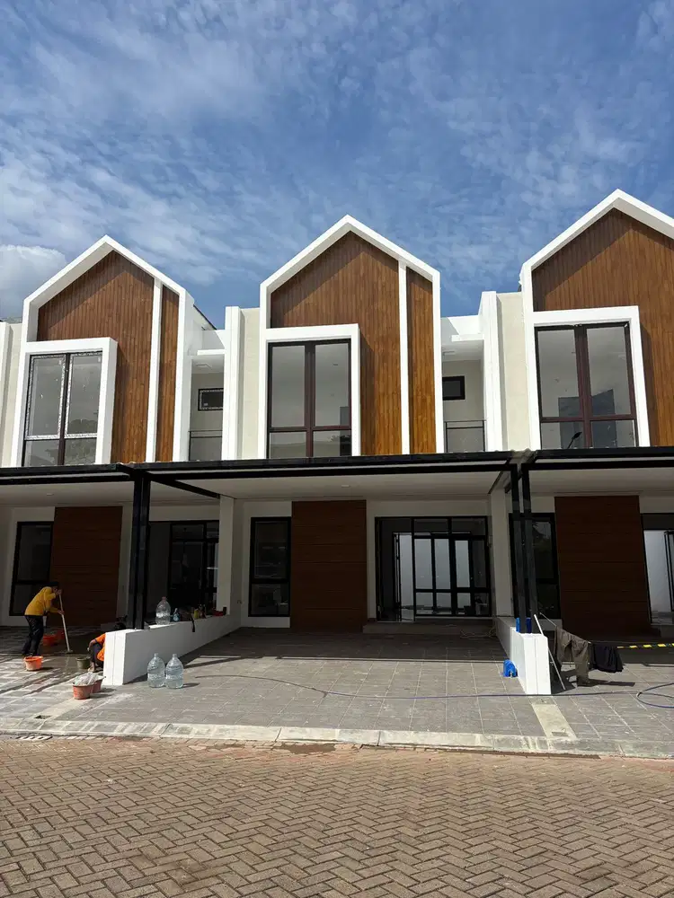 Rumah Azalea 2 Lantai Metland Puri Brand New Siap Huni Dekat Pintu Tol