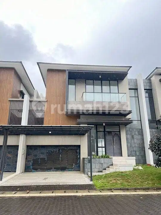 Rumah PIK2 Cluster Simprug PIK2 Uk 12x30 Brand New Termurah Bagus