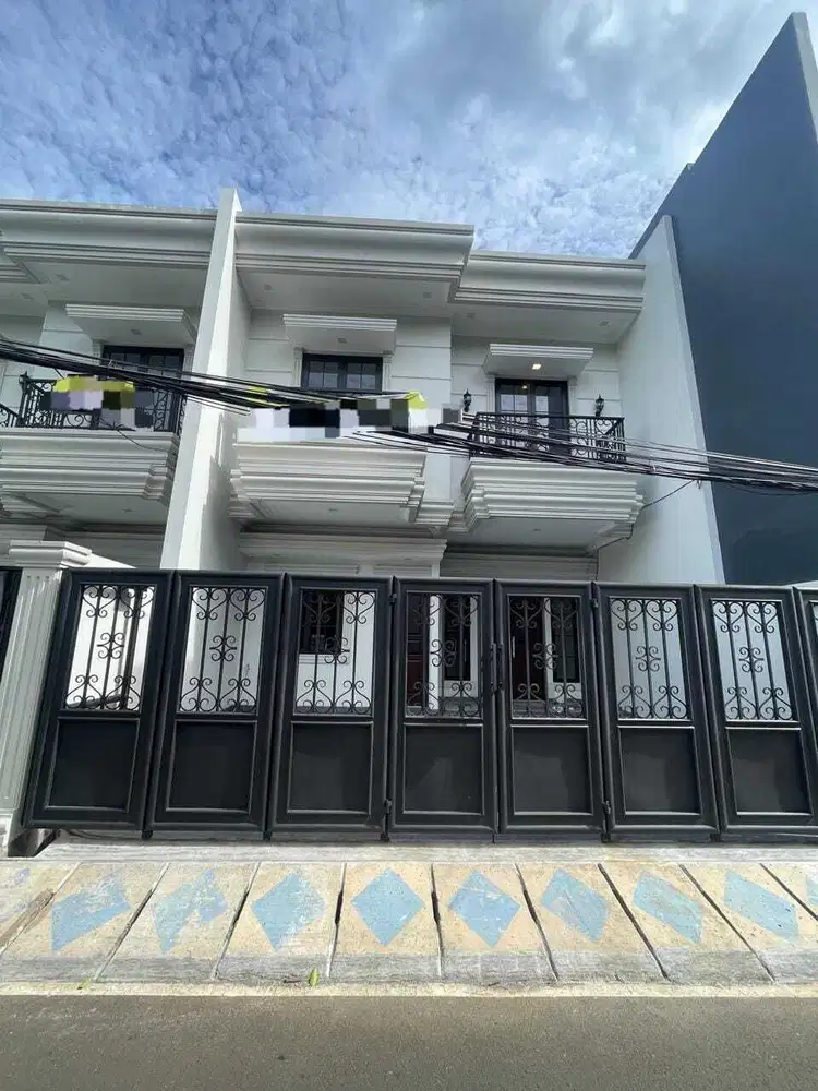 dijual rumah 2 lantai mewah duren sawit,jakarta timur.