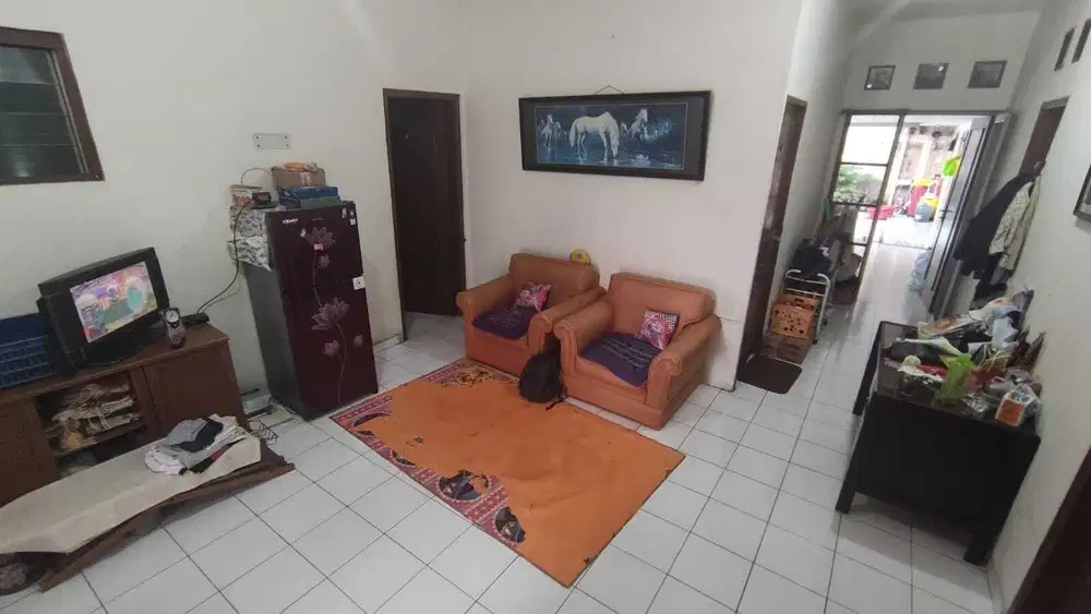 Di Jual Rumah Hitung Tanah Griya Loka BSD