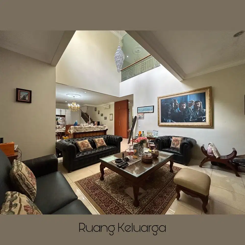 Rumah 2 Lantai di Virginia Lagoon Telaga Golf Bsd Mewah.