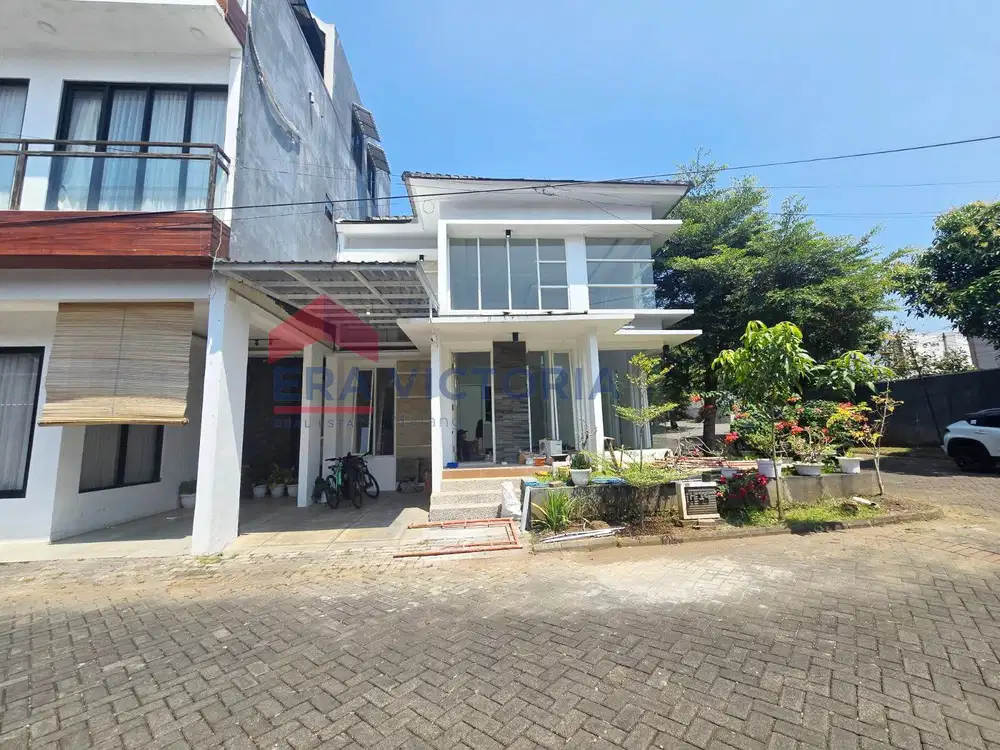 Rumah Posisi Hook One Gate System, Dekat Kampus & Pusat Kuliner