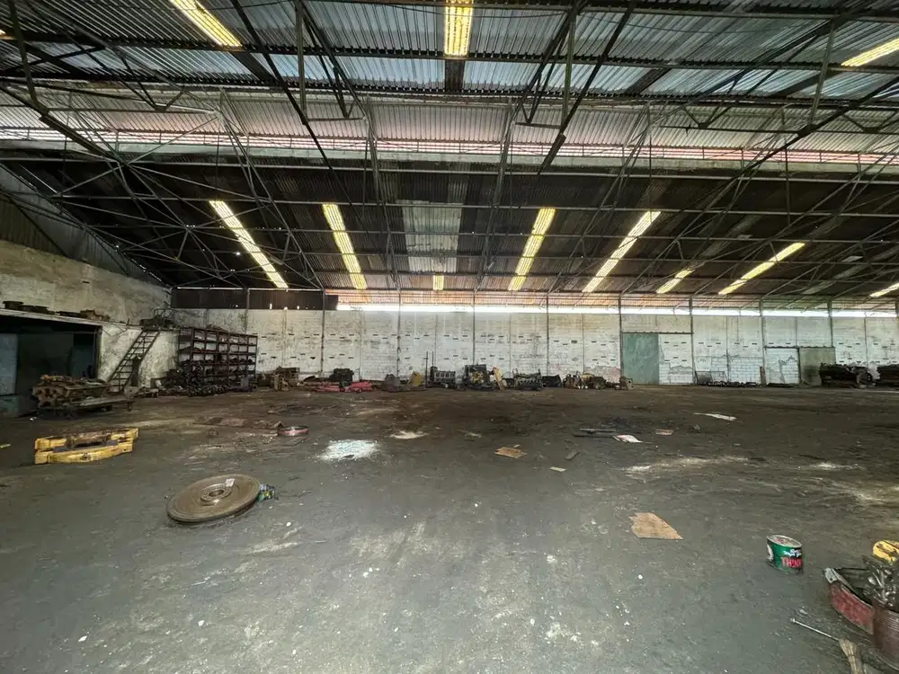 GUDANG SIAP PAKAI LENGKAP KAPUK KAMAL JAKARTA UTARA TIDAK BANJIR SHM