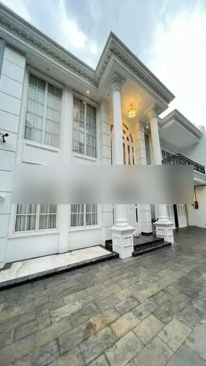 Rumah Klasik Super Mewah Cempaka Putih 30 M
