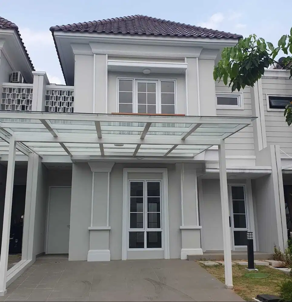 Dijual Rumah New Brand di Granada Menaggio